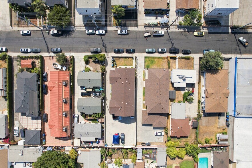 More Photos Of 5328 Auckland Ave, North Hollywood Apartments For Sale