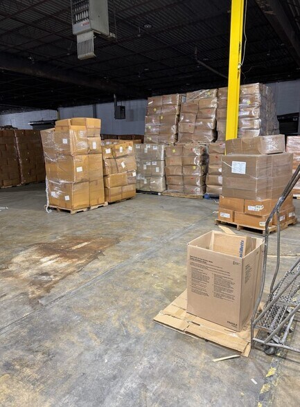 More Photos Of 721 E Lincoln Ave, Rahway Distribution For Sale