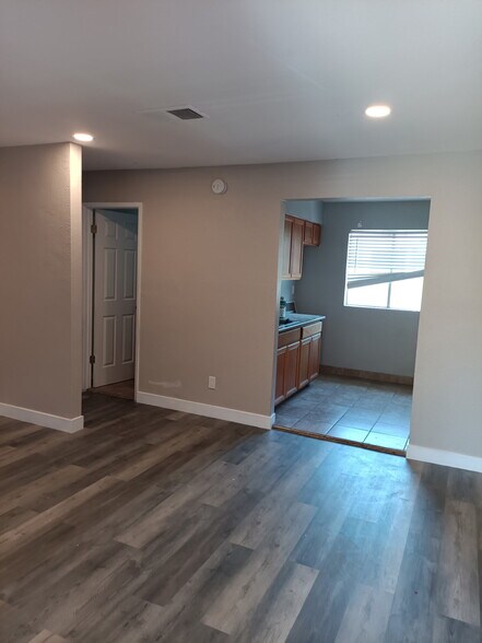 More Photos Of 1680-1695 Ellen Ave, Merced Apartments For Sale