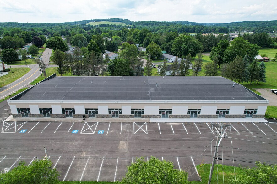 More Photos Of 3505 West Rd, Cortland Freestanding For Lease
