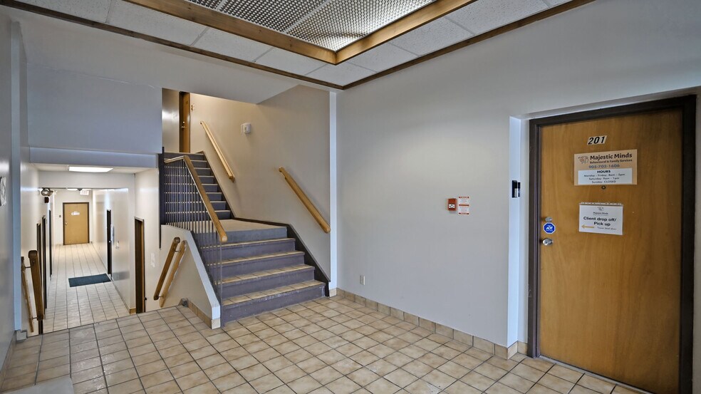 More Photos Of 72 Mill St, Halton Hills Office Residential For Sale