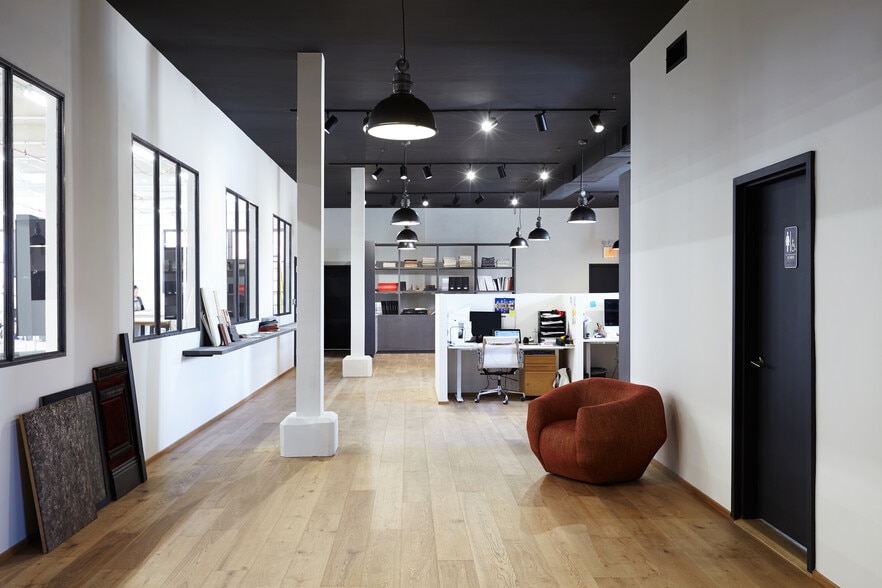 More Photos Of 4310 21st St, Long Island City Warehouse For Sale