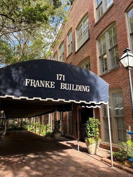 More Photos Of 171 Church St, Charleston Office For Sale