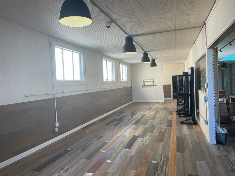 More Photos Of 14 E Lake Ave, Watsonville Storefront For Sale