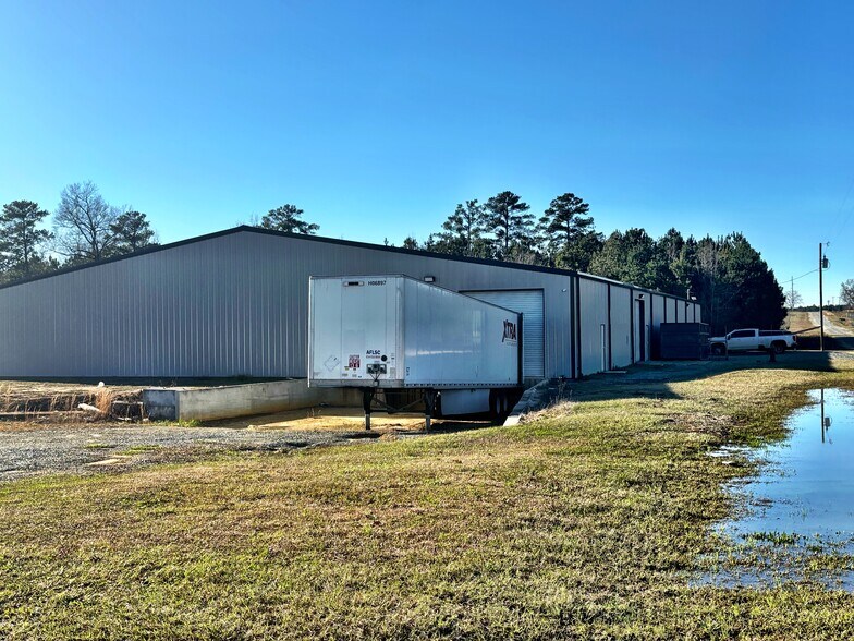 More Photos Of 368 Nike Rd, Jeffersonville Distribution For Lease