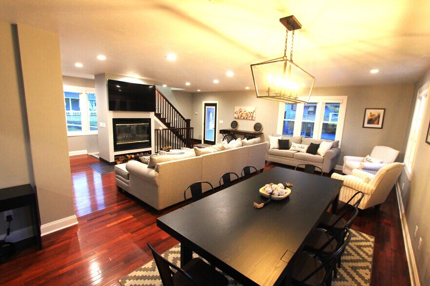 More Photos Of 2375 Maple Dr, Sister Bay Multifamily For Sale