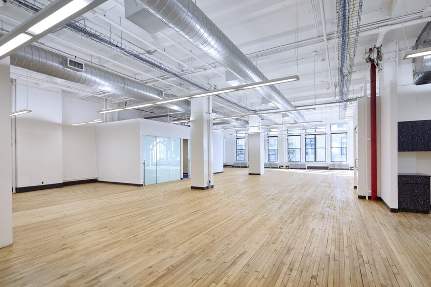 Primary Photo Of 6 E 32nd St, New York Office For Lease