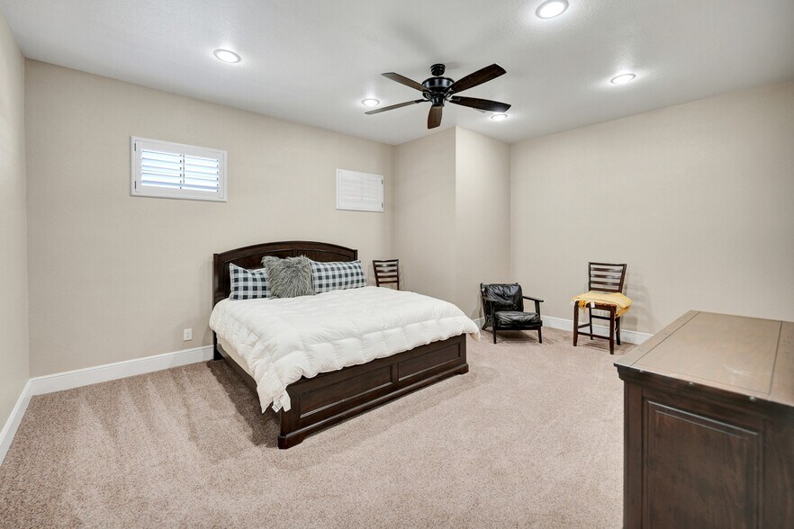 More Photos Of 4313 N County Rd W, Odessa Office For Sale