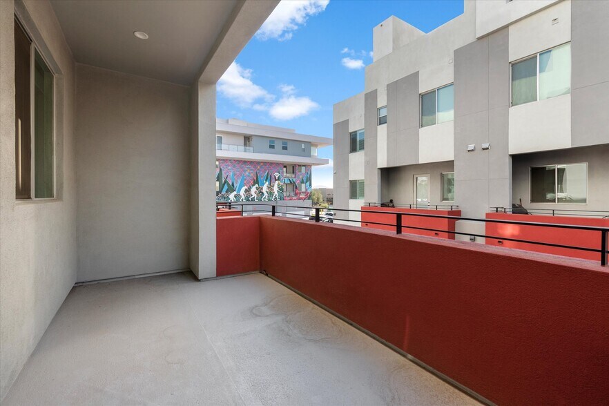 More Photos Of 16580 N 92nd St, Scottsdale Office Residential For Lease