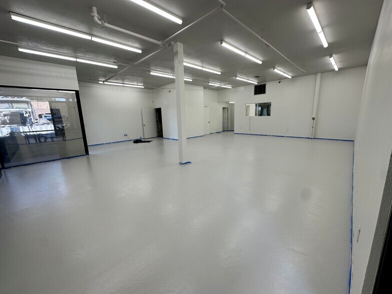 More Photos Of 2875 Orange Olive Rd, Orange Manufacturing For Lease