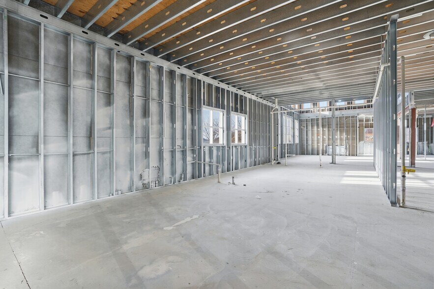 More Photos Of 113 Pocono Dr, Milford Office For Sale