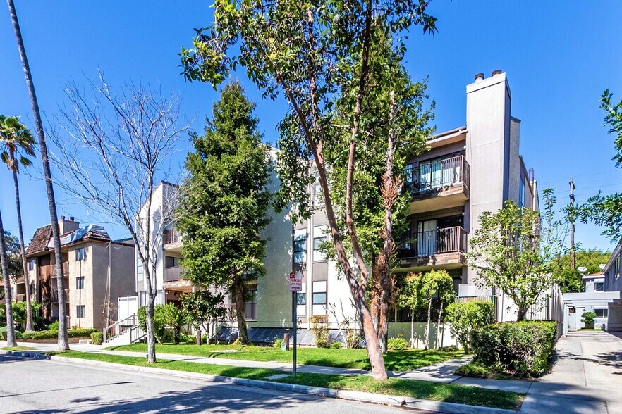 More Photos Of 453 Ivy St, Glendale Apartments For Sale