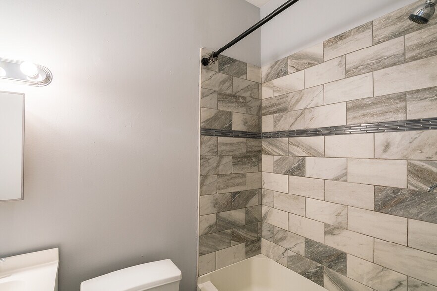 More Photos Of 2115 N 63rd St, Philadelphia Apartments For Sale