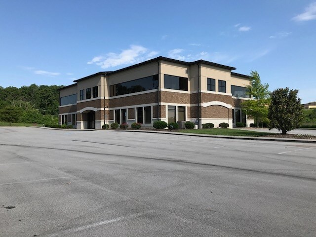 More Photos Of 550 Town Creek Rd, Lenoir City Medical For Lease