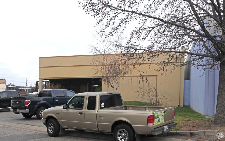 More Photos Of 283 Kinney Dr, San Jose Unknown For Lease