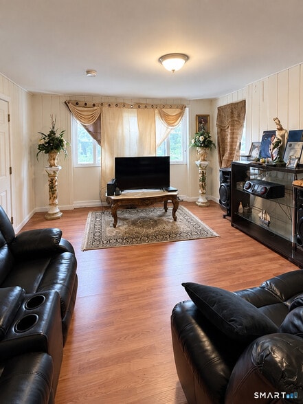 More Photos Of 40-42 Webster St, Hartford Apartments For Sale