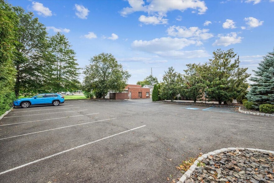 More Photos Of 156 N Gaston Ave, Somerville Restaurant For Sale