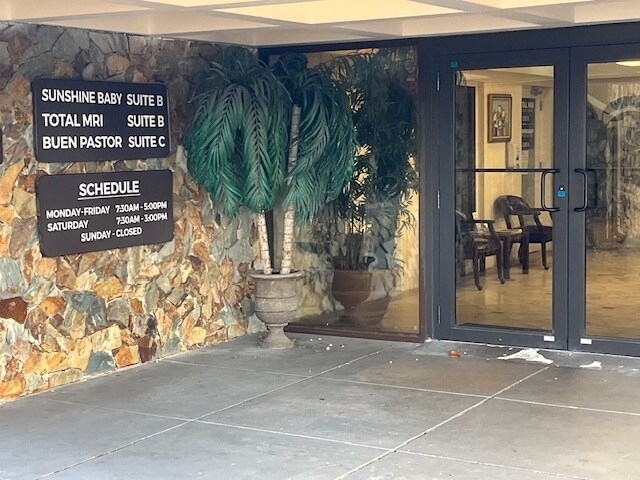 More Photos Of 4440 Sheridan St, Hollywood Medical For Lease