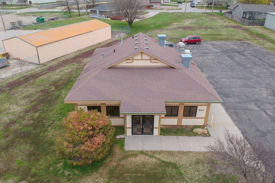 More Photos Of 520 S Ramsey Dr, Valley Center Freestanding For Sale