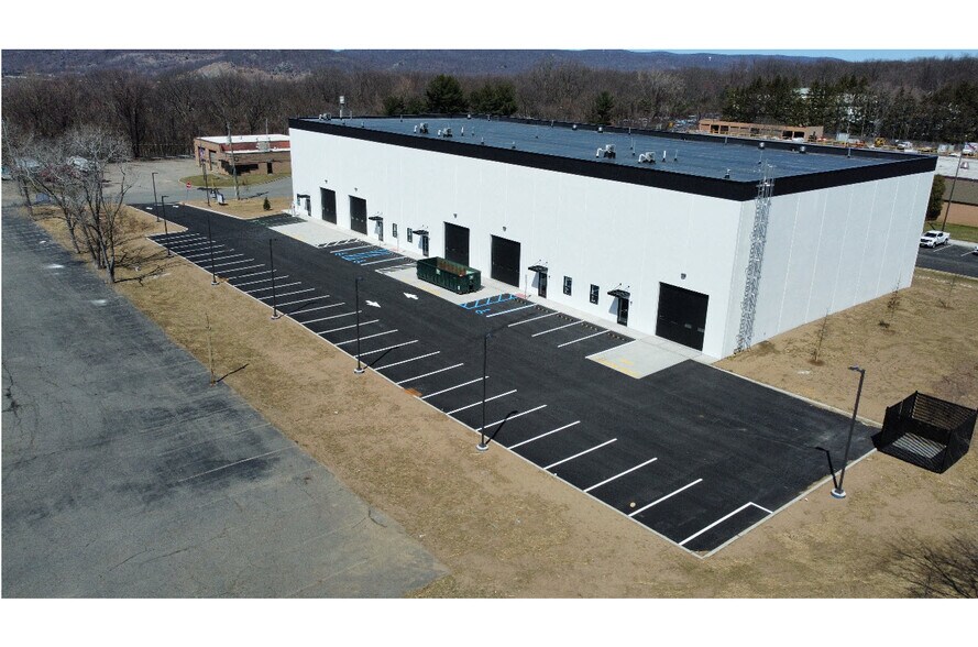 Primary Photo Of 17 Van Vooren Drive, Oakland, Bergen County, NJ, Oakland Warehouse For Lease