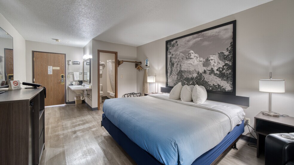 More Photos Of 2600 Whitewood Service Rd, Sturgis Hotel For Sale