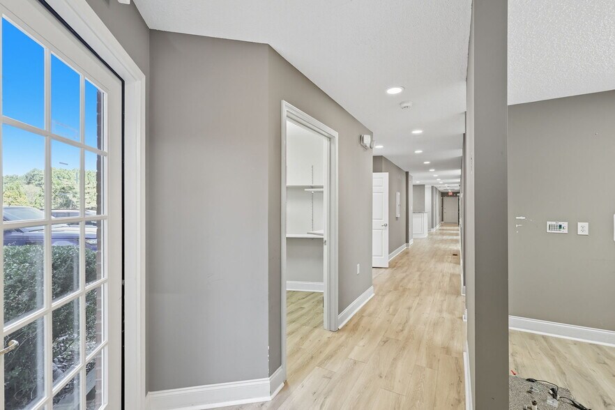 More Photos Of 224 Shallowford Rd NW, Gainesville Medical For Lease