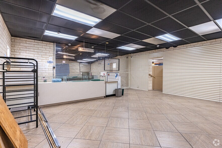 More Photos Of 1530 S Myrtle Ave, Monrovia Freestanding For Sale