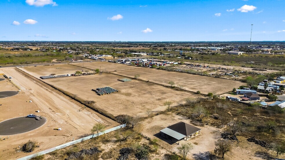 More Photos Of 5103 N Conway Ave, Mission Land For Sale