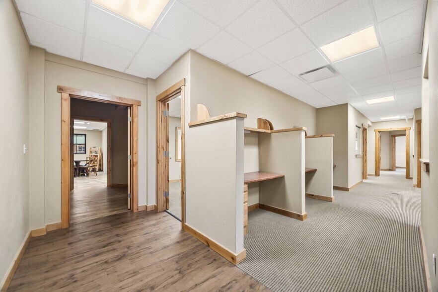 More Photos Of 509 Scott Ave, Woodland Park Medical For Lease