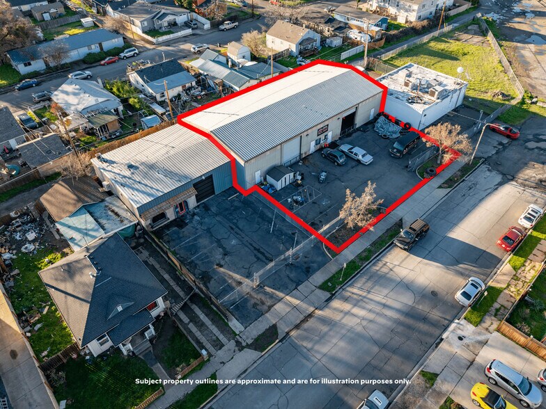 More Photos Of 729 Welch St, Medford Warehouse For Sale