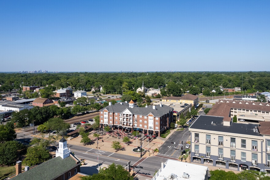 More Photos Of 141 E Madison Ave, Kirkwood Apartments For Lease