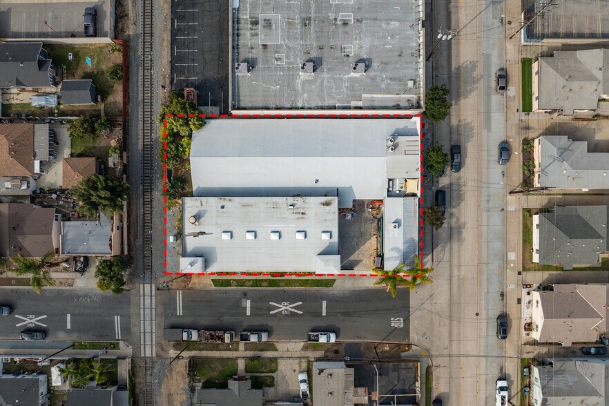 More Photos Of 1744 W 166th St, Gardena Manufacturing For Sale