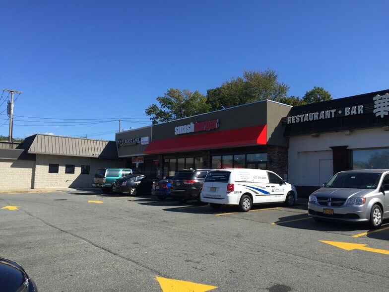 Primary Photo Of 4310-4370 Amboy Rd, Staten Island Unknown For Lease