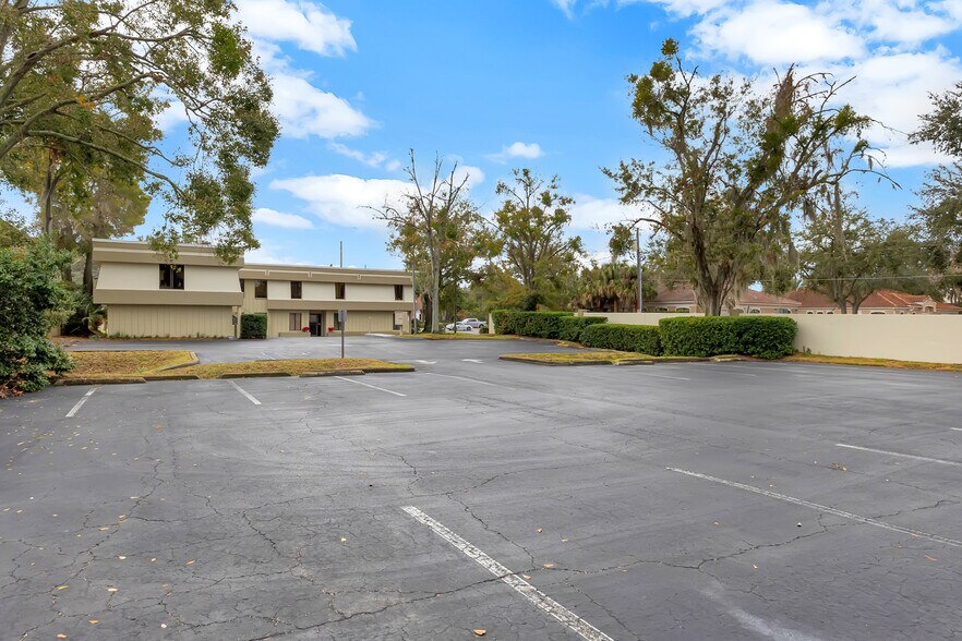 More Photos Of 1971 Lee Rd, Winter Park Office For Sale