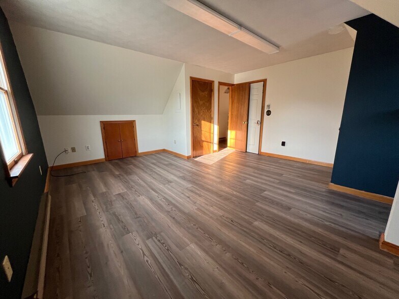 More Photos Of 169 Port Rd, Kennebunk Unknown For Lease