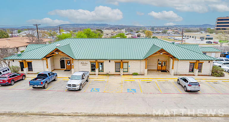 Primary Photo Of 515 Granada Pl, Kerrville Medical For Sale