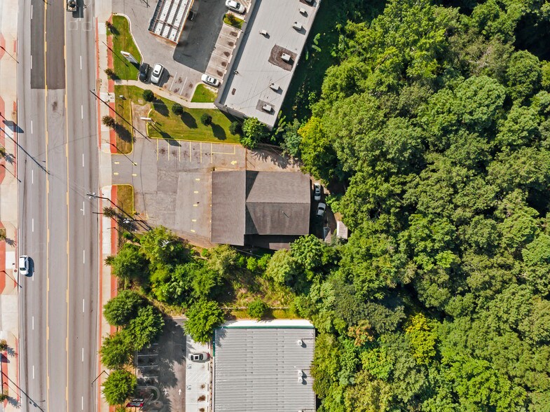 More Photos Of 2059 Candler Rd, Decatur Auto Repair For Sale