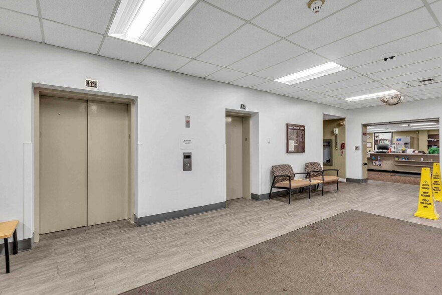 More Photos Of 125 E Broad St, Elyria Office For Sale