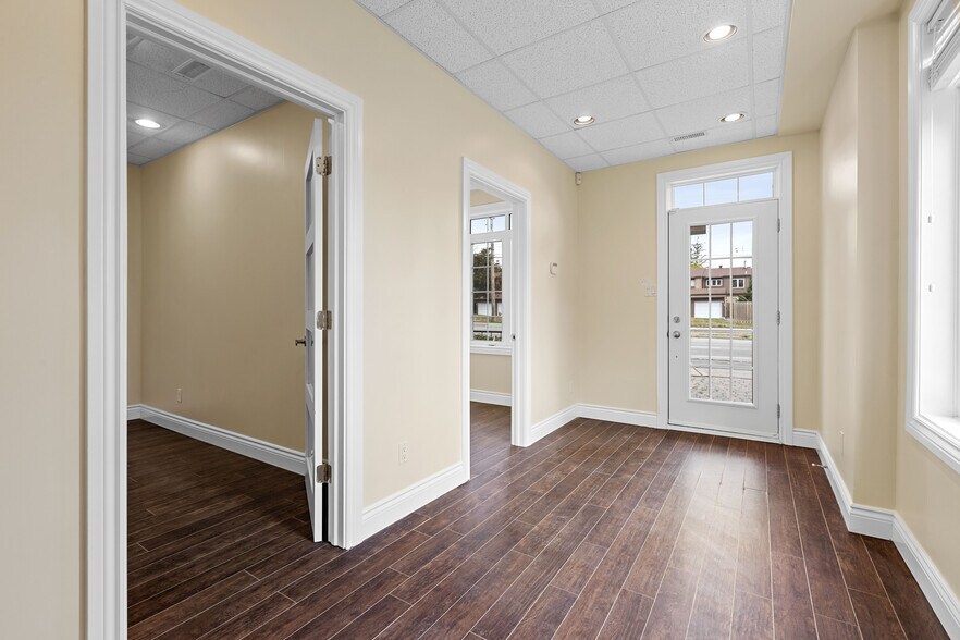 More Photos Of 2120 Montreal Rd, Ottawa Storefront Retail Residential For Sale