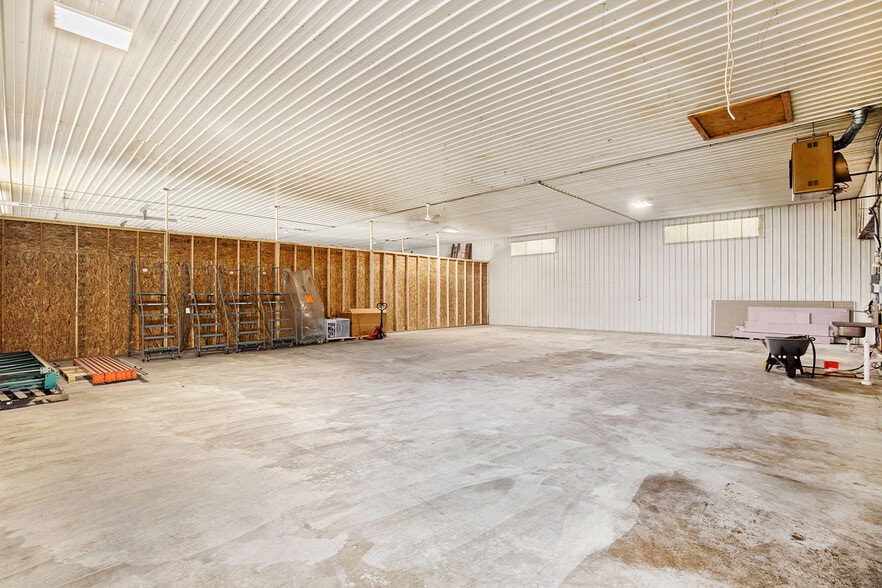 More Photos Of 3344 E Bristol Rd, Burton Warehouse For Sale