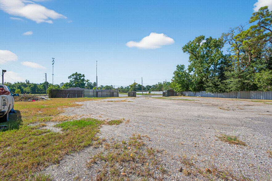 More Photos Of 7517 Ley Rd, Houston Land For Sale
