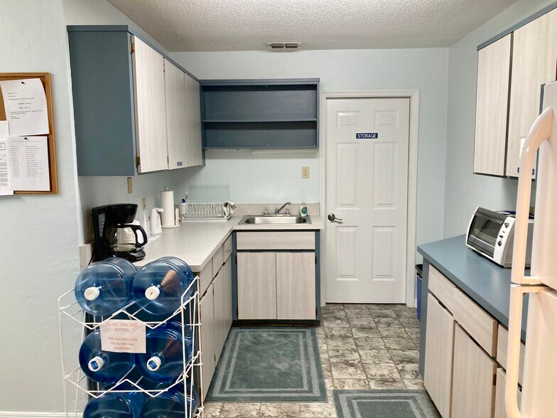 More Photos Of 435 S Ridgewood Ave, Daytona Beach Office For Sale