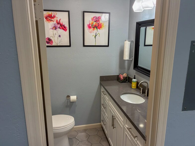 More Photos Of 6625 S Rural Rd, Tempe Office For Sale