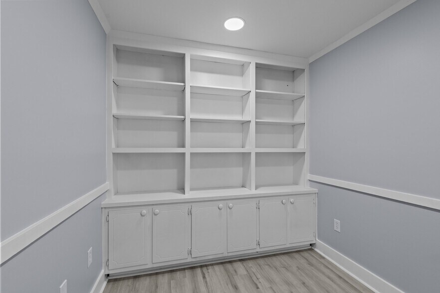 More Photos Of 208 Penny Ln, Morehead City Medical For Sale