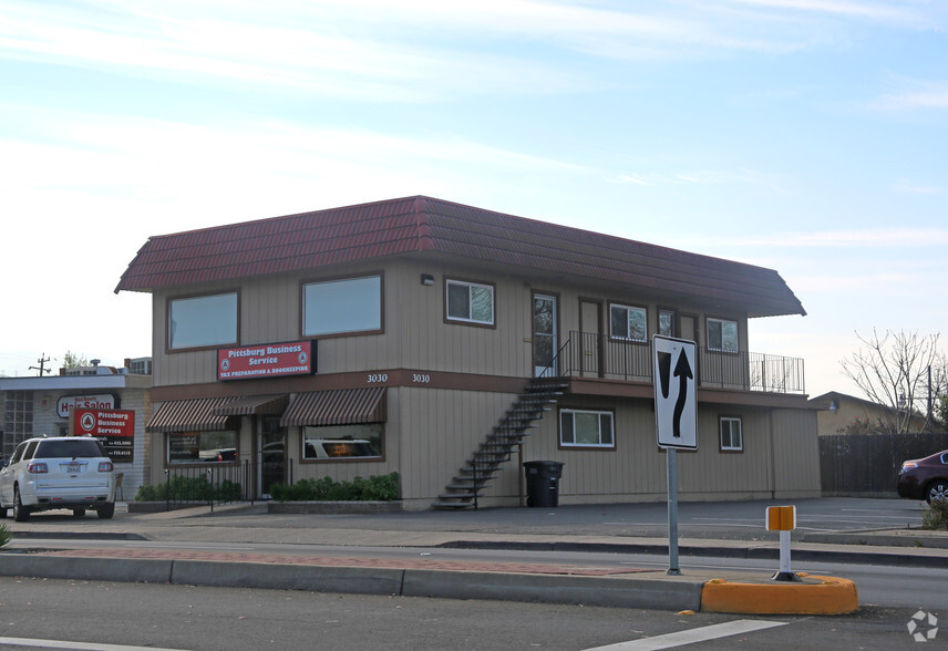 Primary Photo Of 3030 Railroad Ave, Pittsburg Office For Lease