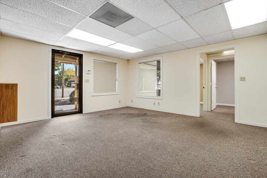 More Photos Of 199 E Hamilton Ave, Campbell Office For Sale