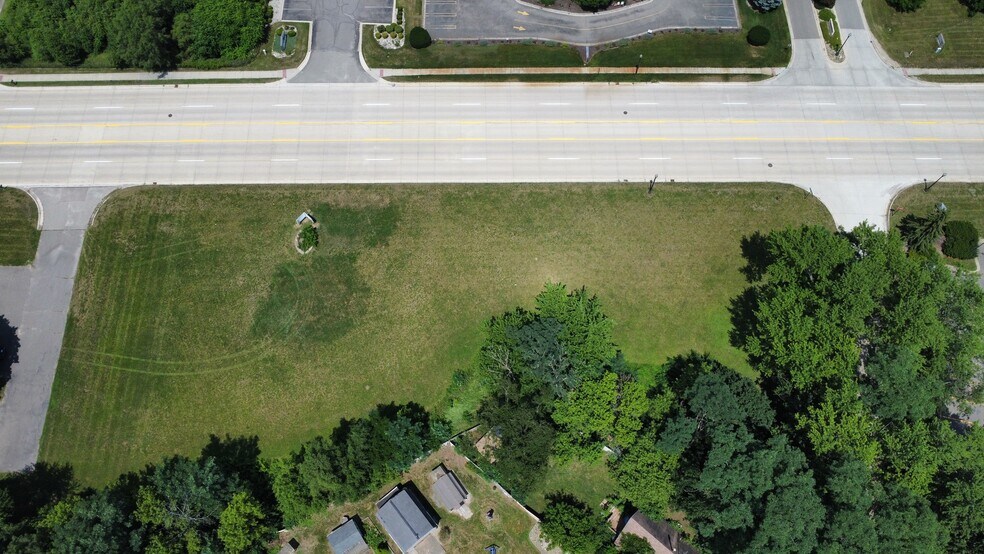 More Photos Of Grand River Ave, Brighton Land For Sale