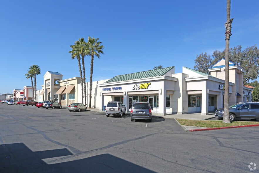 More Photos Of 1231-1325 W Yosemite Ave, Manteca Freestanding For Lease