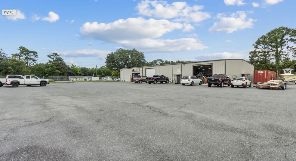 More Photos Of 979 Point Peter Rd, Saint Marys Warehouse For Lease