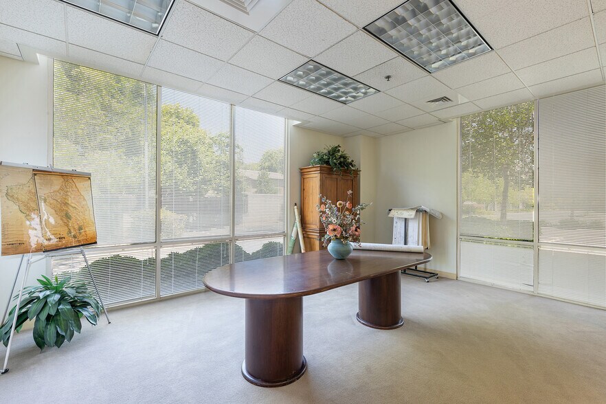 More Photos Of 333 Sunset Ave, Suisun City Medical For Sale